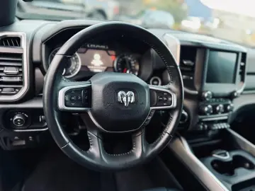 DODGE LPG AHK NAVI LONGBED OFFROAD ALCANTARA LIFT LED