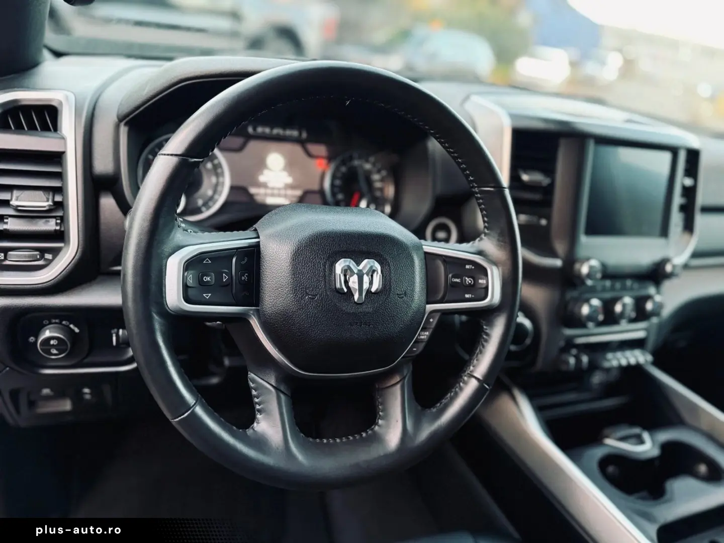 DODGE LPG AHK NAVI LONGBED OFFROAD ALCANTARA LIFT LED