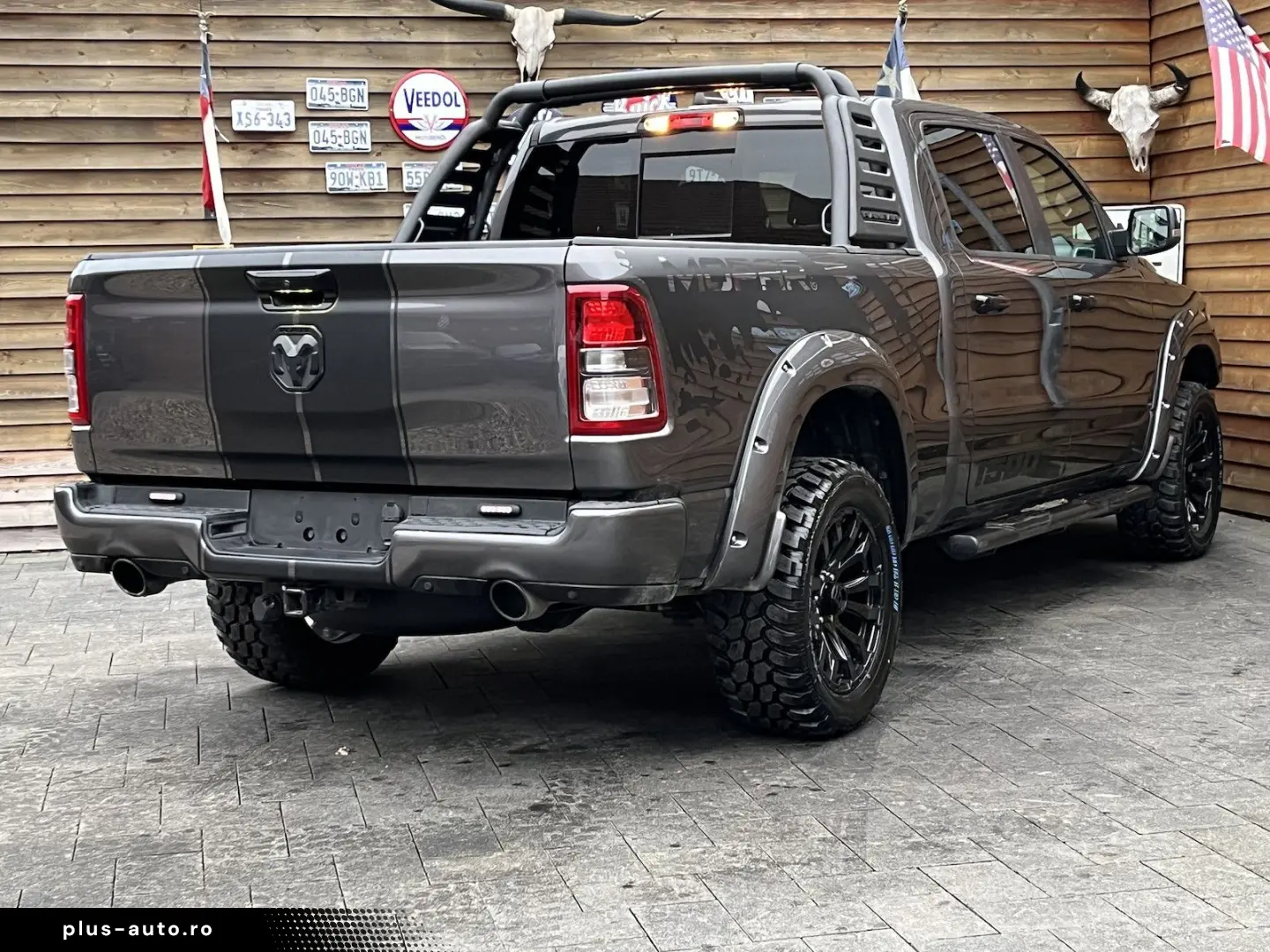 DODGE RAM 1500 Night Edition 5 7L LPG 12´´ Nav 4x4 AHK