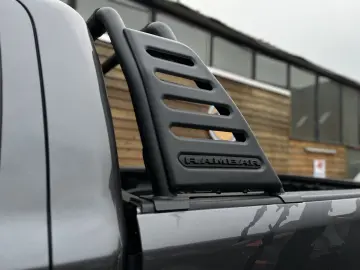 DODGE RAM 1500 Night Edition 5 7L LPG 12´´ Nav 4x4 AHK