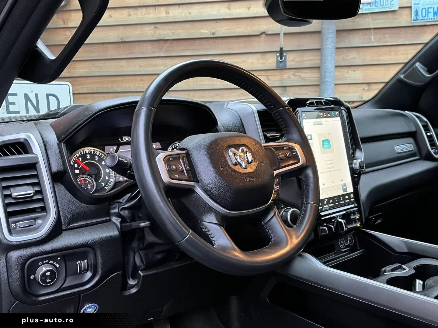 DODGE RAM 1500 Night Edition 5 7L LPG 12´´ Nav 4x4 AHK