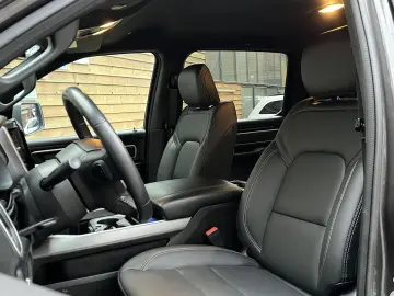DODGE RAM 1500 Night Edition 5 7L LPG 12´´ Nav 4x4 AHK