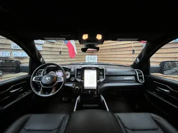 DODGE RAM 1500 Night Edition 5 7L LPG 12´´ Nav 4x4 AHK