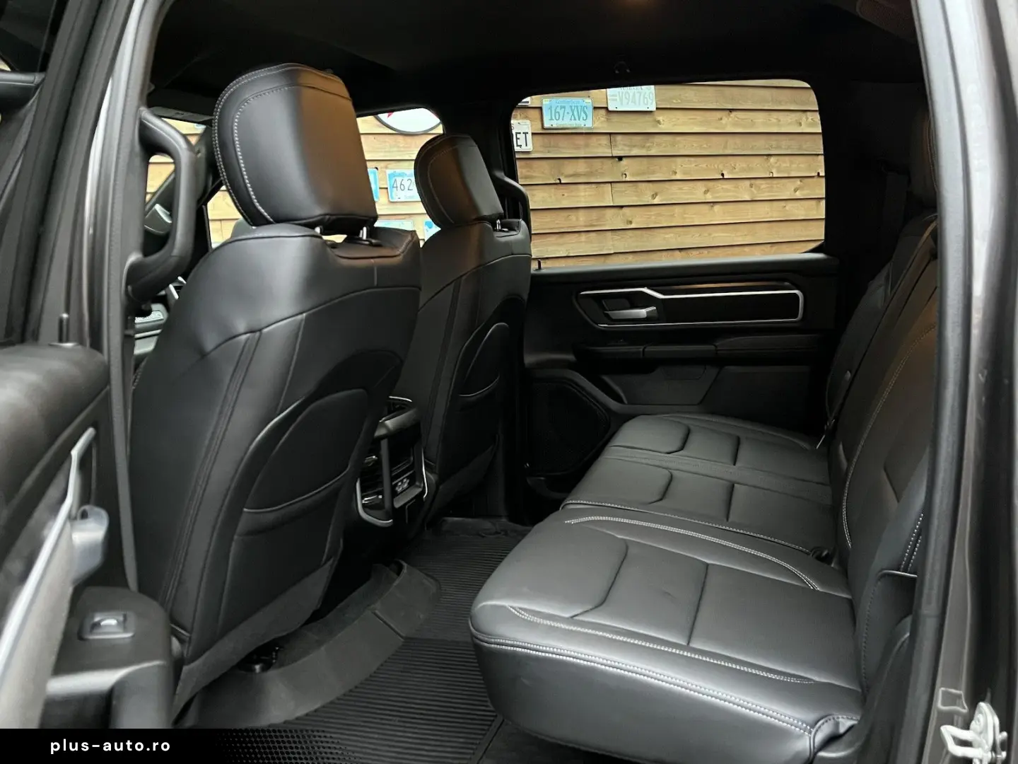 DODGE RAM 1500 Night Edition 5 7L LPG 12´´ Nav 4x4 AHK