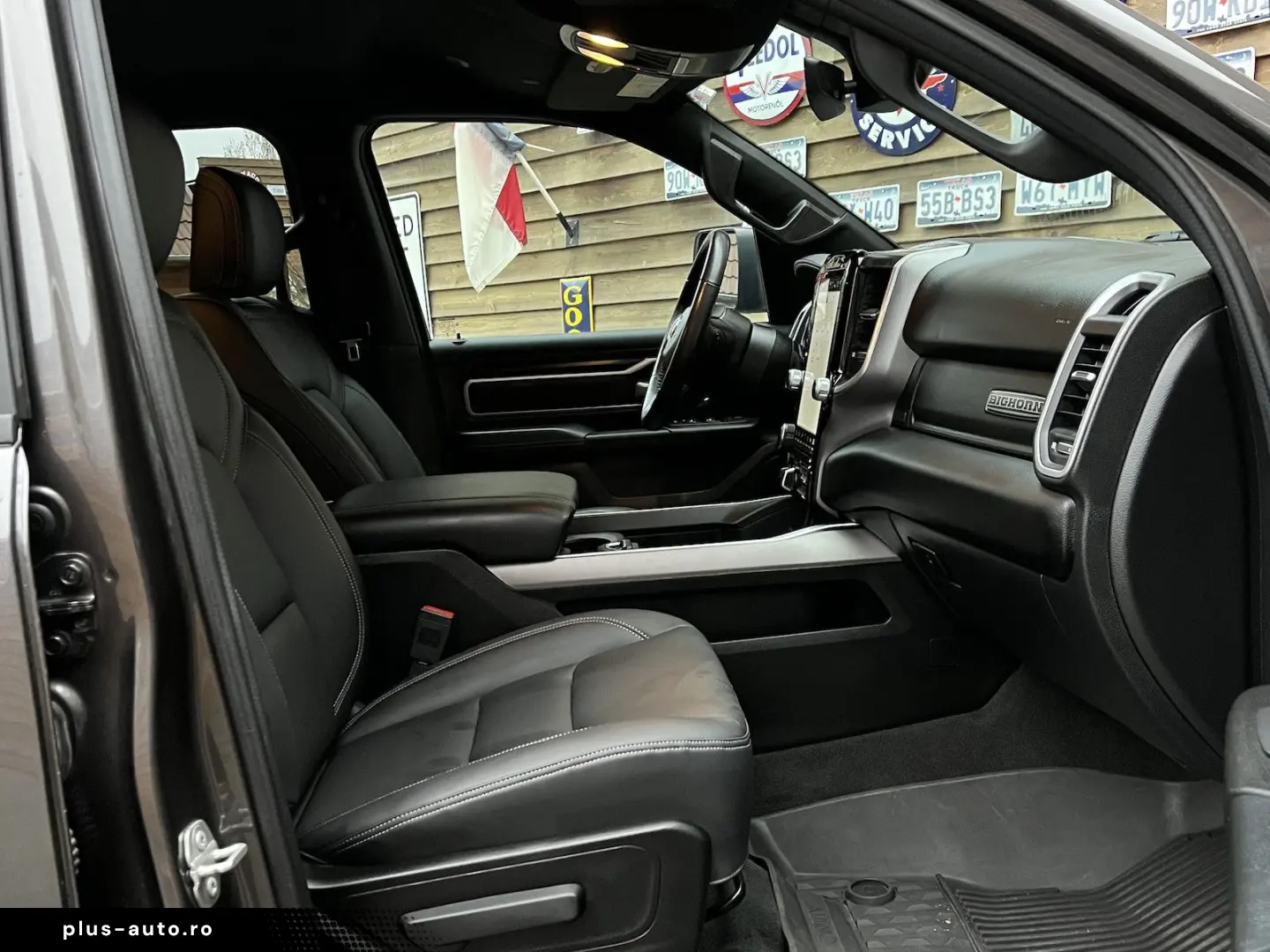 DODGE RAM 1500 Night Edition 5 7L LPG 12´´ Nav 4x4 AHK