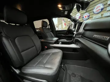 DODGE RAM 1500 Night Edition 5 7L LPG 12´´ Nav 4x4 AHK