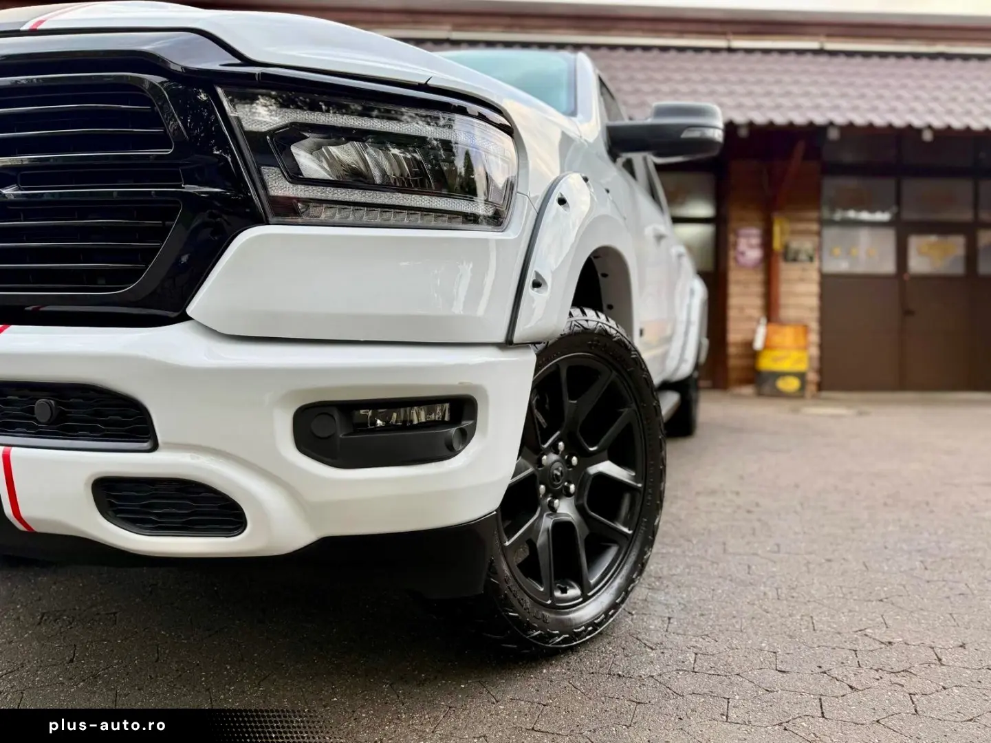 DODGE 5 7L LPG AHK OFF-ROAD BÜGEL LONG BED GARANTIE