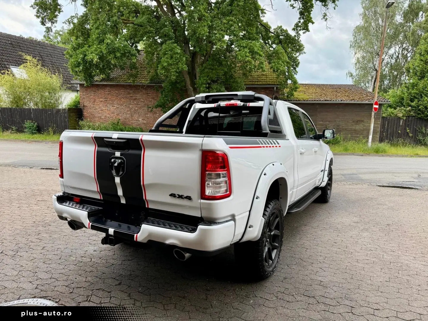 DODGE 5 7L LPG AHK OFF-ROAD BÜGEL LONG BED GARANTIE