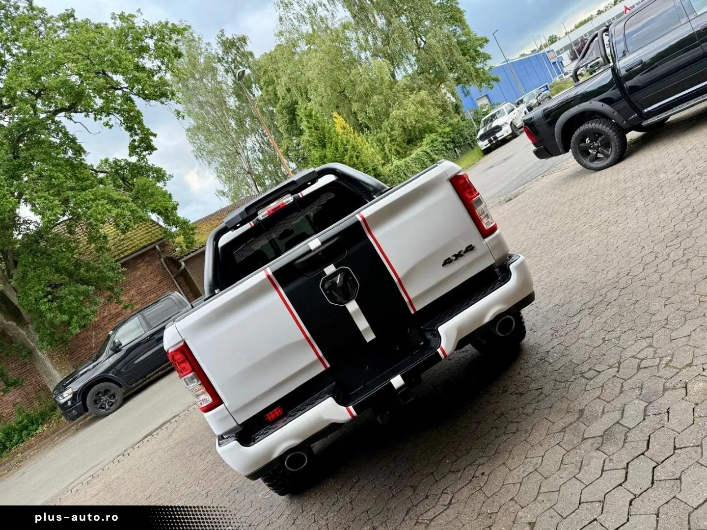 DODGE 5 7L LPG AHK OFF-ROAD BÜGEL LONG BED GARANTIE