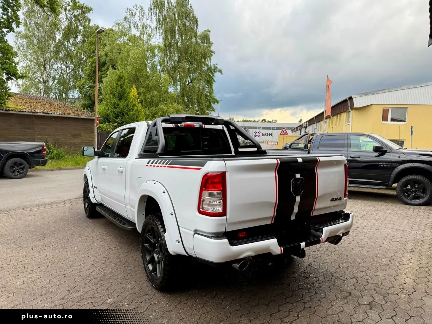 DODGE 5 7L LPG AHK OFF-ROAD BÜGEL LONG BED GARANTIE