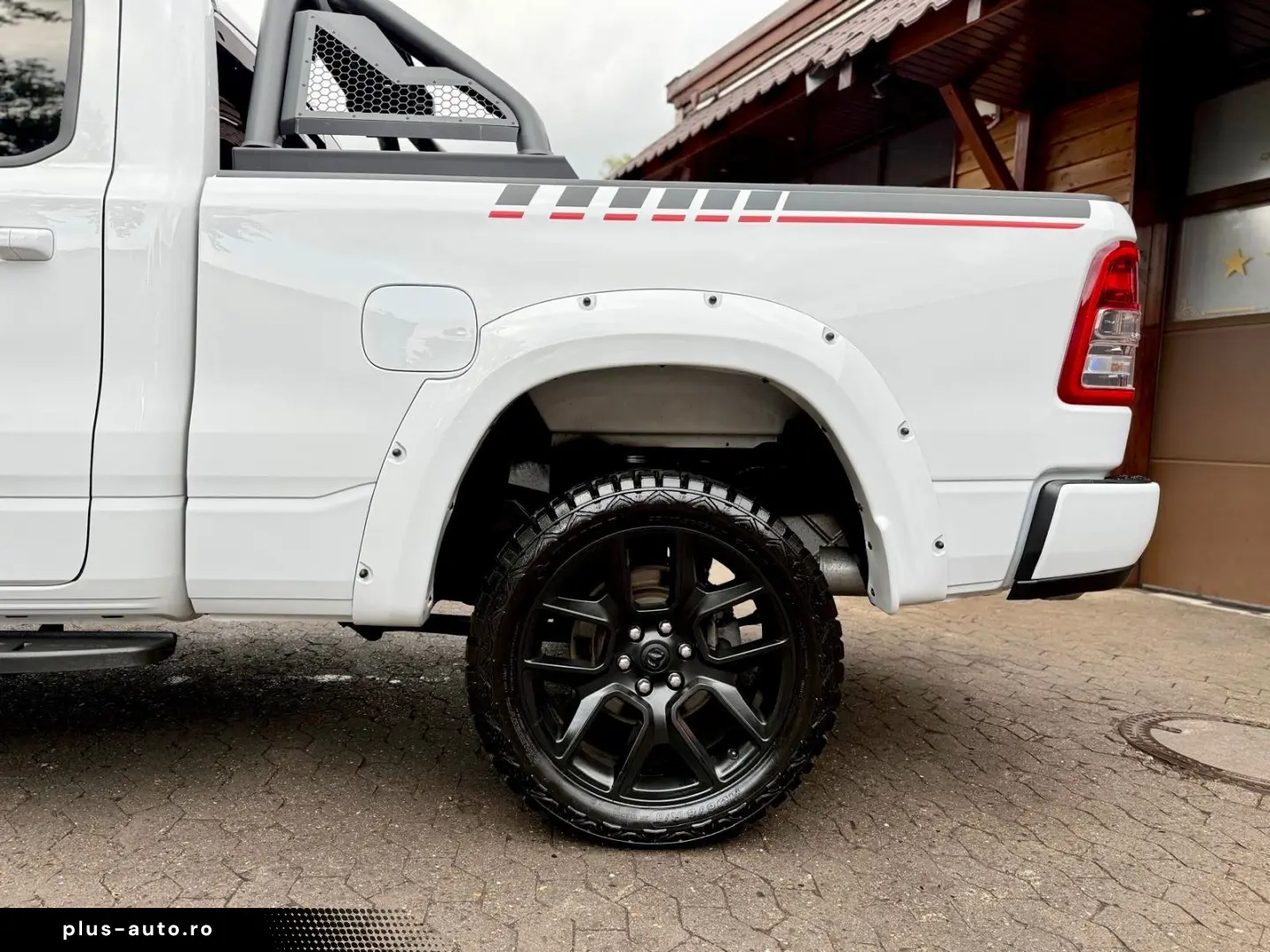 DODGE 5 7L LPG AHK OFF-ROAD BÜGEL LONG BED GARANTIE