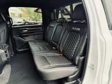 DODGE 5 7L LPG AHK OFF-ROAD BÜGEL LONG BED GARANTIE