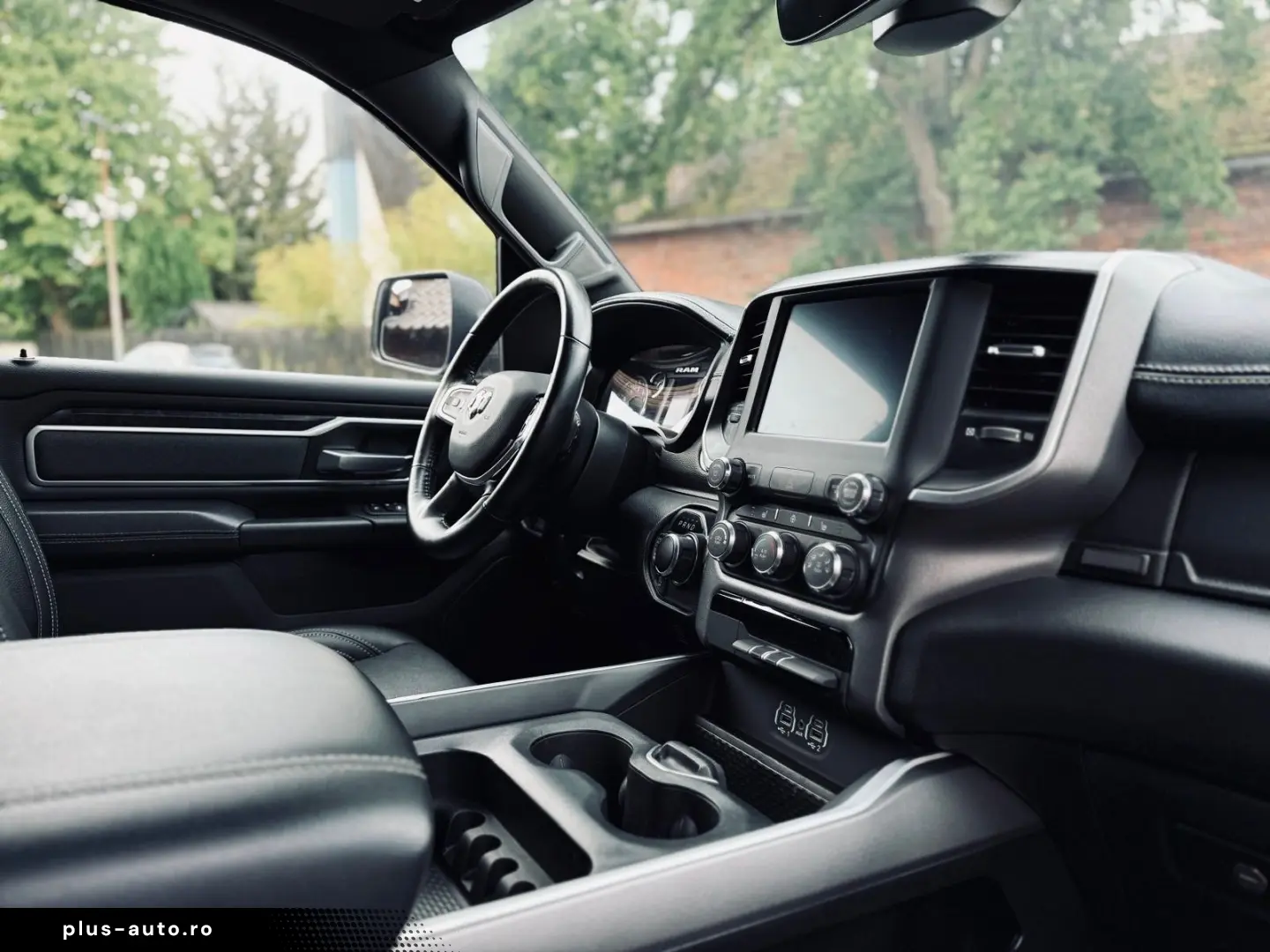 DODGE 5 7L LPG AHK OFF-ROAD BÜGEL LONG BED GARANTIE