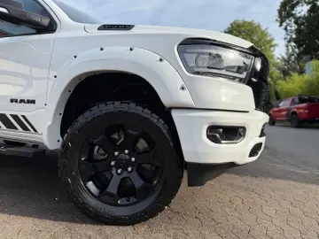 DODGE V8 LPG OFFROAD LIFT BÜGEL 4X4 NAVI AHK GARANTIE