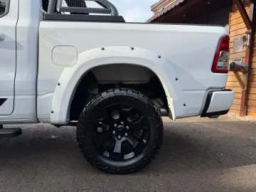 DODGE V8 LPG OFFROAD LIFT BÜGEL 4X4 NAVI AHK GARANTIE