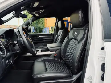 DODGE V8 LPG OFFROAD LIFT BÜGEL 4X4 NAVI AHK GARANTIE