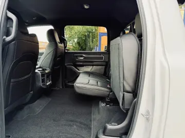 DODGE V8 LPG OFFROAD LIFT BÜGEL 4X4 NAVI AHK GARANTIE