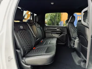 DODGE V8 LPG OFFROAD LIFT BÜGEL 4X4 NAVI AHK GARANTIE