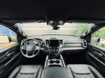 DODGE V8 LPG OFFROAD LIFT BÜGEL 4X4 NAVI AHK GARANTIE