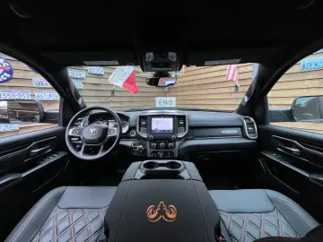 DODGE RAM 1500 OFFROAD 5.7L AHK 4x4 LPG SZH Rollbar