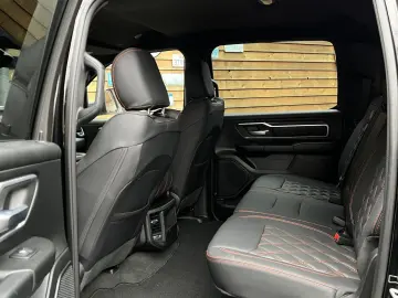 DODGE RAM 1500 OFFROAD 5.7L AHK 4x4 LPG SZH Rollbar