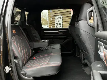 DODGE RAM 1500 OFFROAD 5.7L AHK 4x4 LPG SZH Rollbar