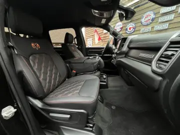 DODGE RAM 1500 OFFROAD 5.7L AHK 4x4 LPG SZH Rollbar