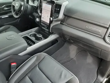 DODGE RAM 1500 Crew Cab Laramie 3.0   LPG