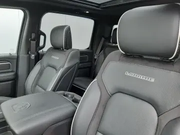 DODGE RAM 1500 Crew Cab Laramie 3.0   LPG