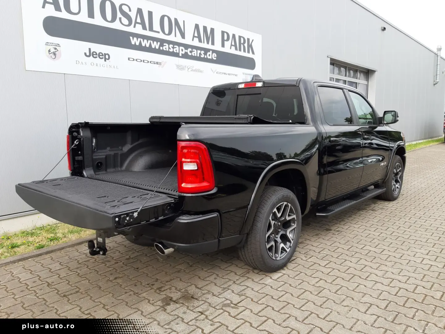 DODGE RAM 1500 Crew Cab Laramie 3.0   LPG