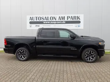 DODGE RAM 1500 Crew Cab Laramie 3.0   LPG