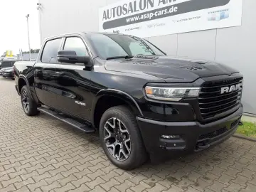 DODGE RAM 1500 Crew Cab Laramie 3.0   LPG