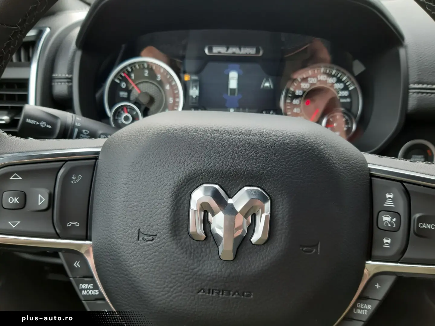 DODGE RAM 1500 Crew Cab Laramie 3.0   LPG