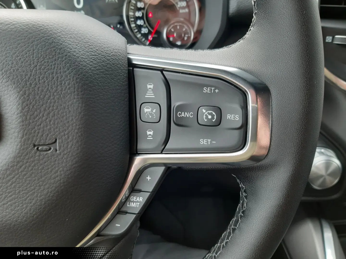 DODGE RAM 1500 Crew Cab Laramie 3.0   LPG