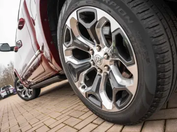 DODGE RAM 5 7 Hemi LIMITED BRC GAS AWD 4x4  LED VOLL