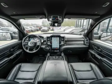 DODGE RAM 5 7 Hemi LIMITED BRC GAS AWD 4x4  LED VOLL