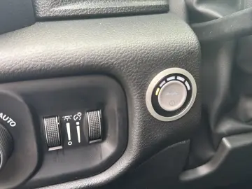 DODGE RAM Laramie Sport 3.0L Hurricane Pano 420PS