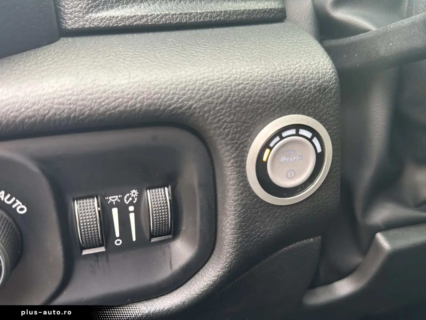 DODGE RAM Laramie Sport 3.0L Hurricane Pano 420PS