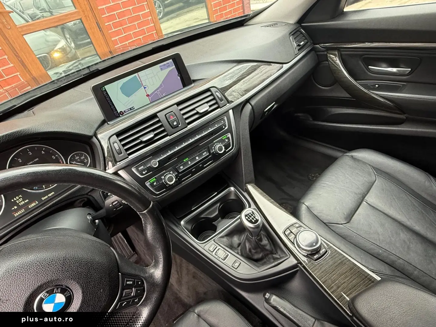 BMW Seria 3 320d GT Luxury Line