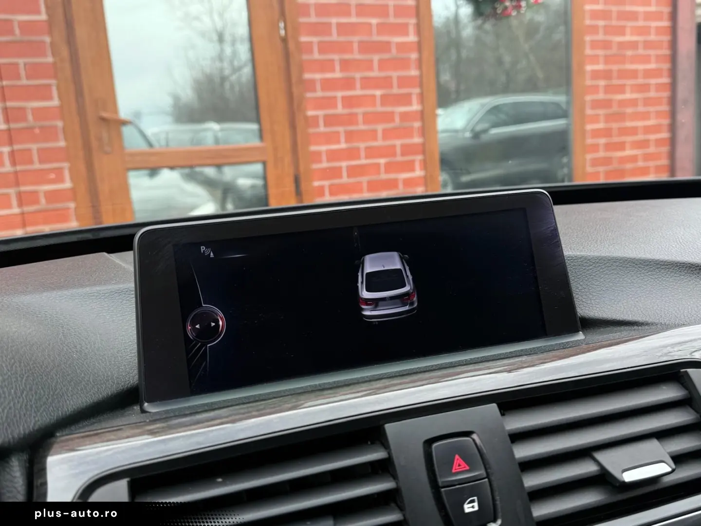 BMW Seria 3 320d GT Luxury Line