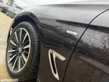 BMW Seria 3 320d GT Luxury Line