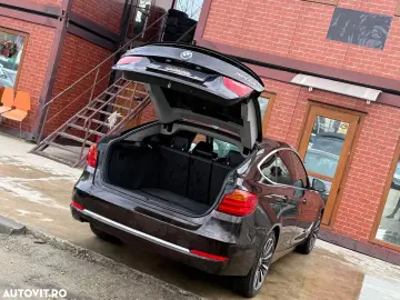 BMW Seria 3 320d GT Luxury Line