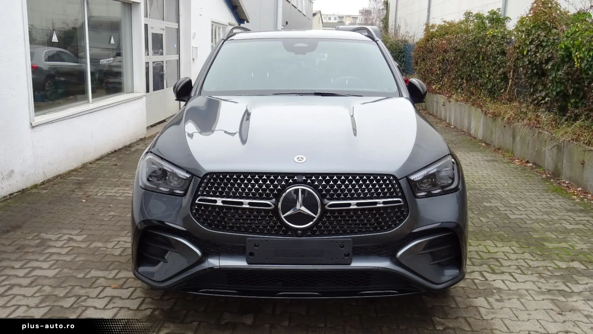 MERCEDES-BENZ GLE 450d 4M AMG Line AHK PANORAMA Memory 360