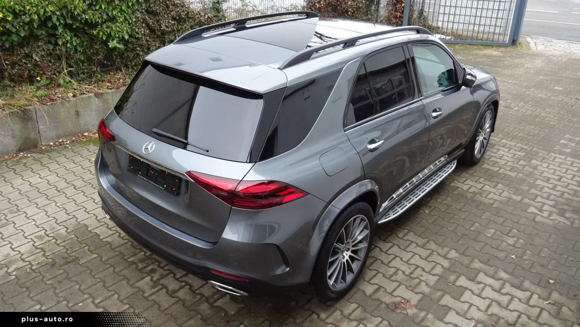 MERCEDES-BENZ GLE 450d 4M AMG Line AHK PANORAMA Memory 360