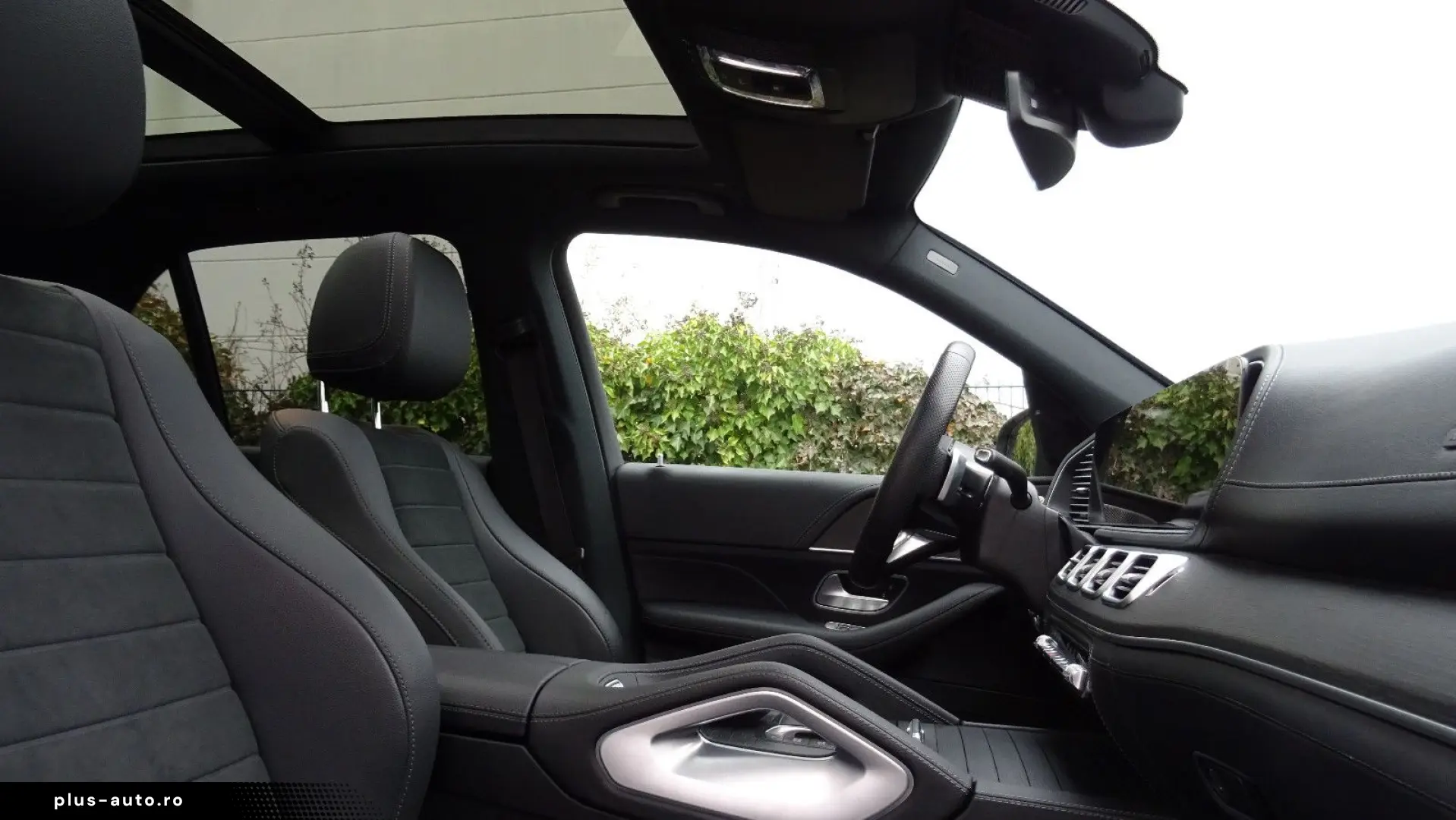 MERCEDES-BENZ GLE 450d 4M AMG Line AHK PANORAMA Memory 360