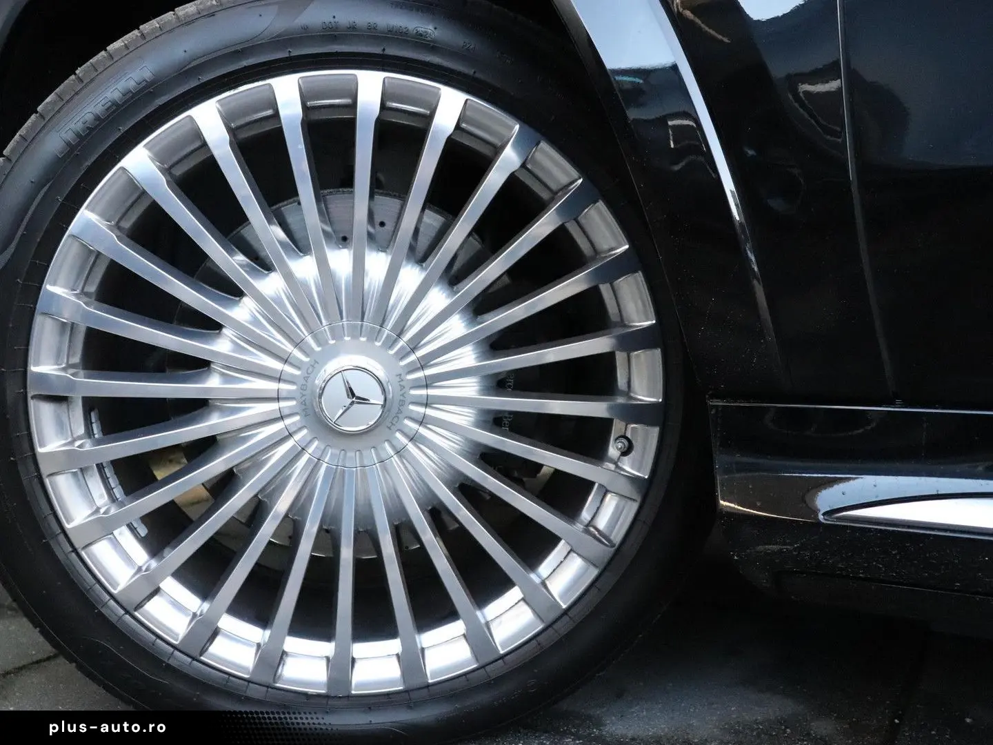 MERCEDES-BENZ GLS 600 Maybach 4MATIC Full Options