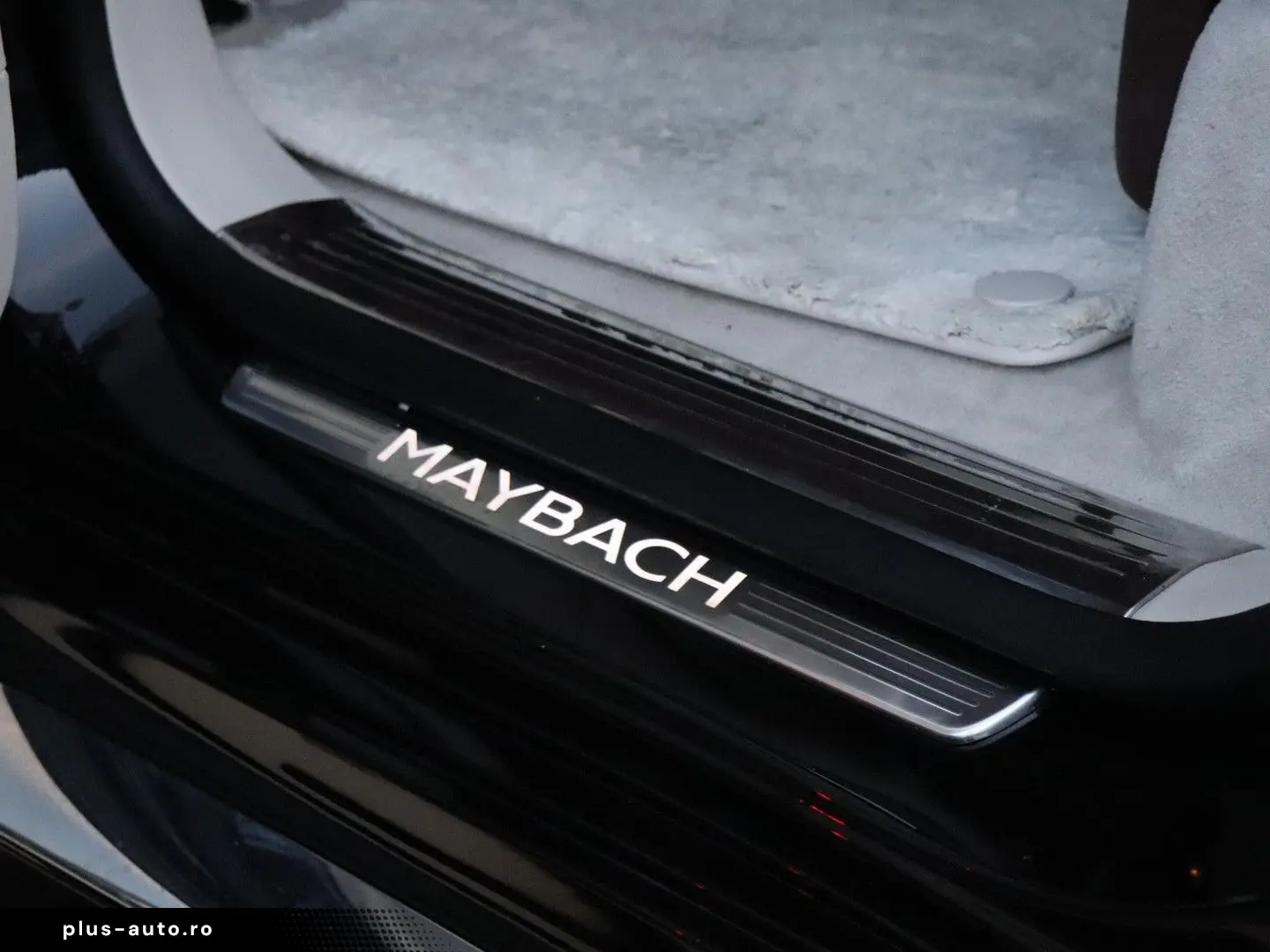 MERCEDES-BENZ GLS 600 Maybach 4MATIC Full Options