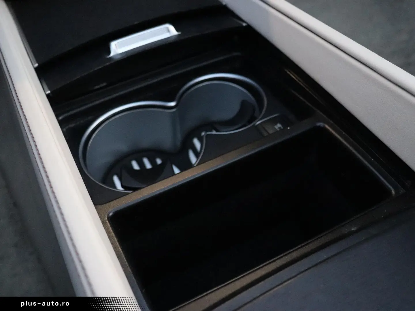 MERCEDES-BENZ GLS 600 Maybach 4MATIC Full Options