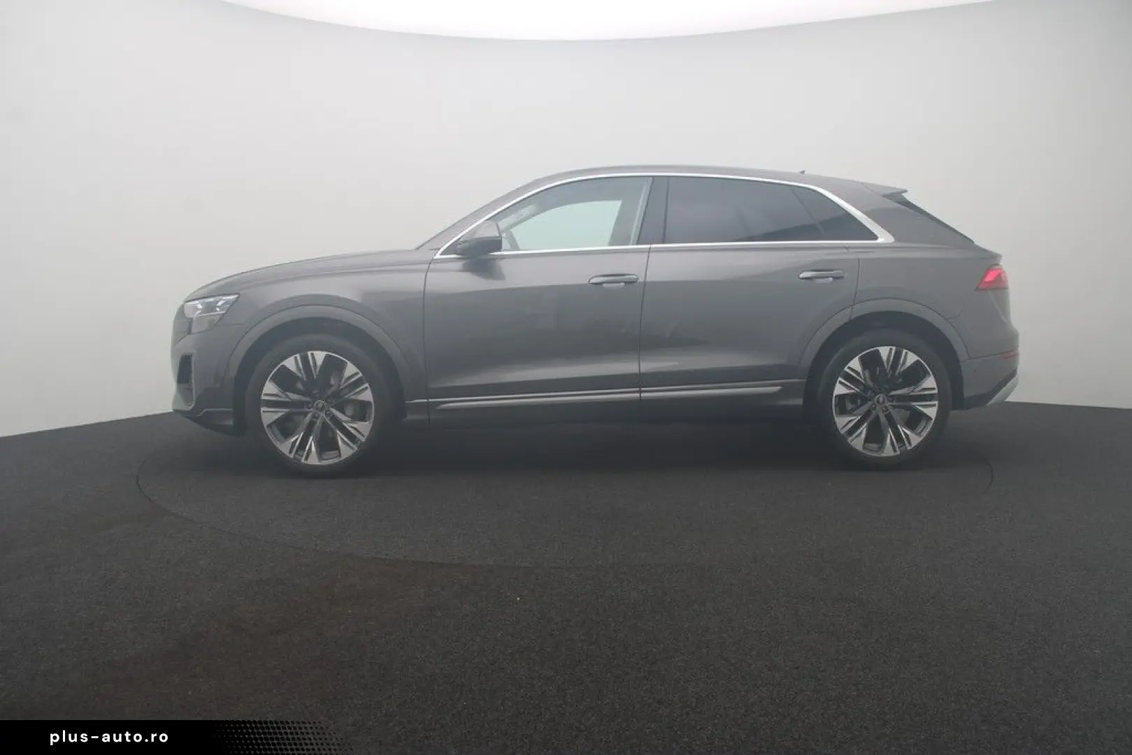 AUDI Q8 50 TDI quattro . Matrix B&O HuD ACC