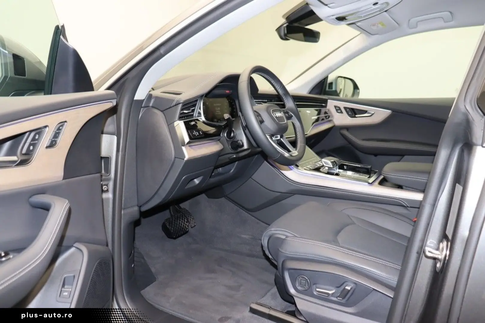 AUDI Q8 50 TDI quattro . Matrix B&O HuD ACC